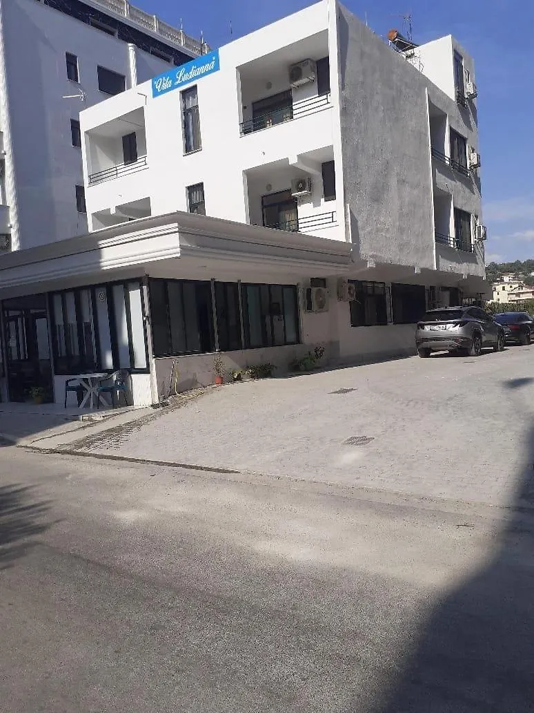 Villa-Hotel Ludianna Golem  Penzion